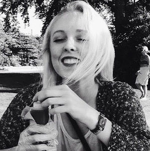 Meet your Posher, Olivia